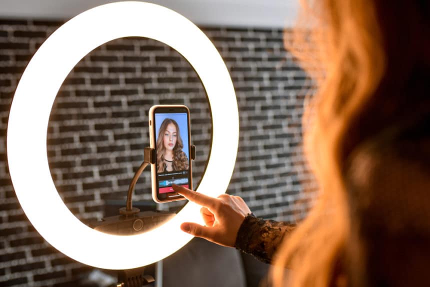 Adult TikTok: What Means 18+ Age Requirement For Live-Stream